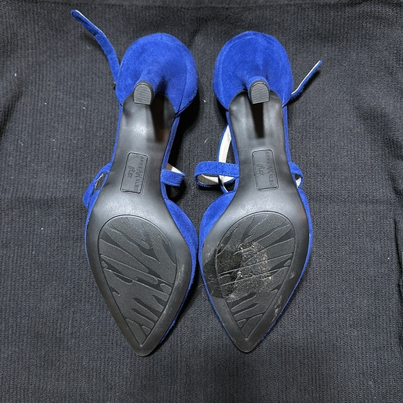 Anne Klein blue suede strappy heel - Picture 3 of 8